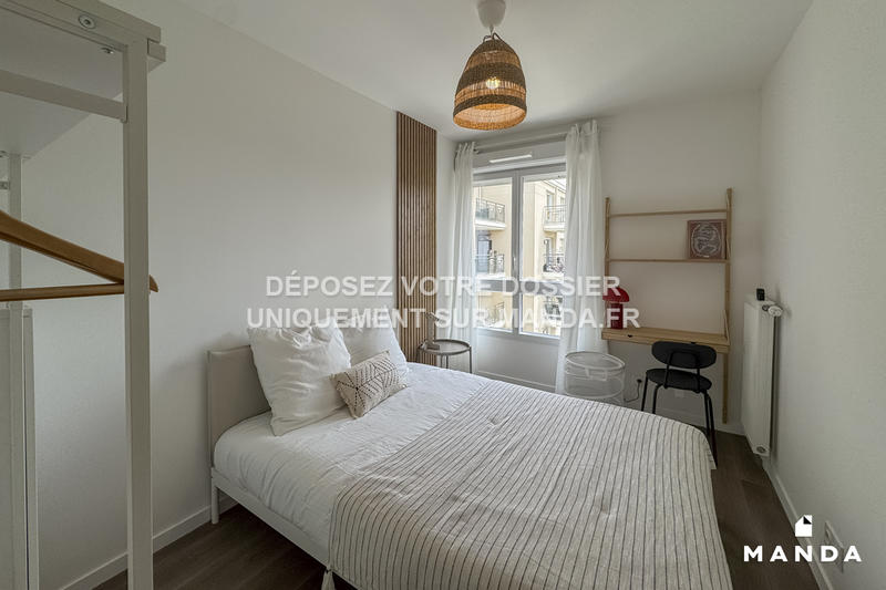 Chambre - 9 m² - 4 pièces
