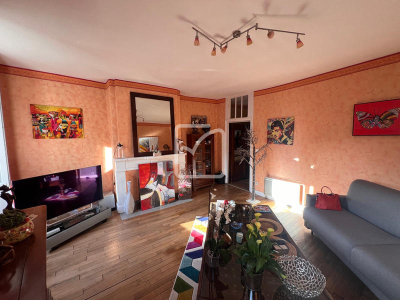 Maison de village - 150 m² - 8 pièces