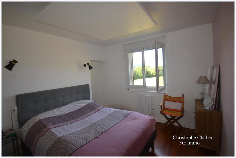 Maison - 265 m² - 9 pièces