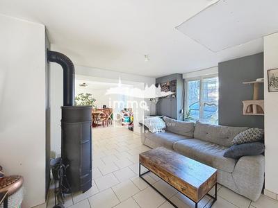 Maison - 103 m² - 5 pièces