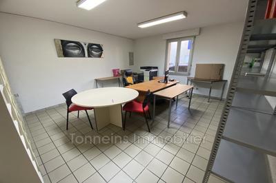Bureau - 84 m²