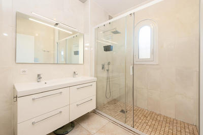 Maison - 151 m² - 5 pièces