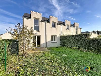 Maison - 85 m² - 4 pièces