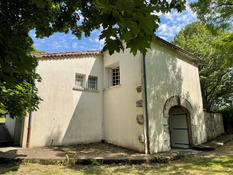 Maison - 94 m² - 6 pièces