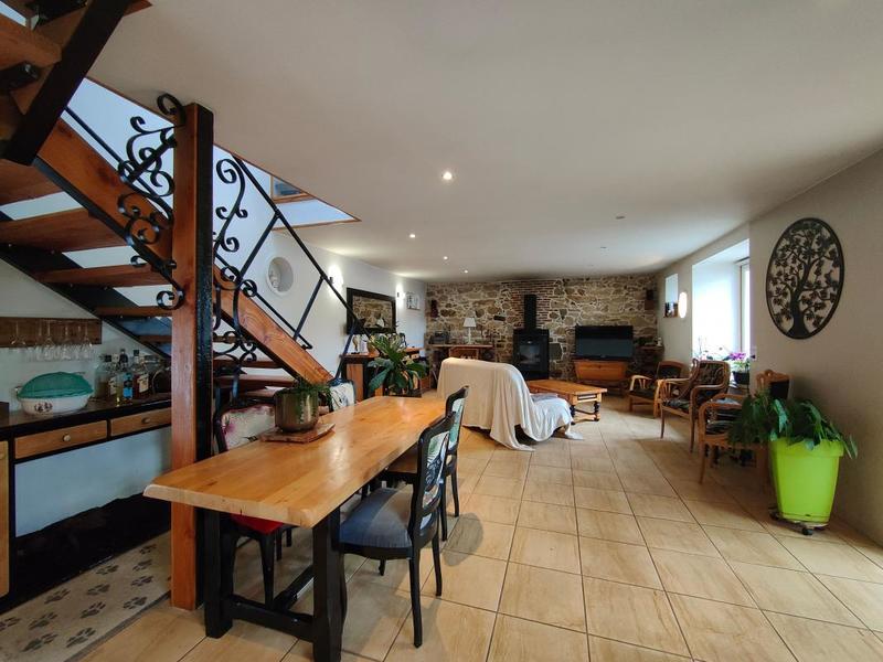 Maison - 162 m² - 3 pièces