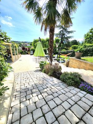 Villa - 328 m² - 7 pièces