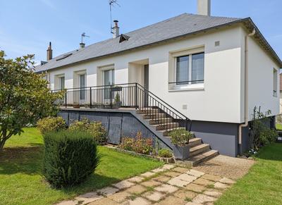 Maison - 95 m² - 4 pièces