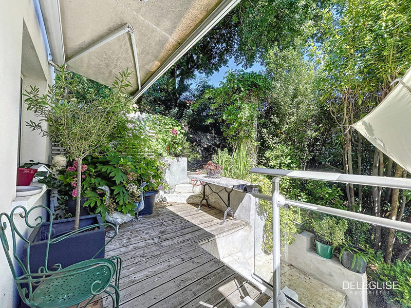 Demeure - 200 m² - 7 pièces