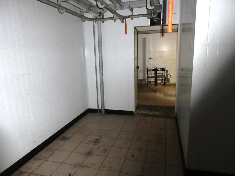 Local d'activité / Entrepôt - 200 m²