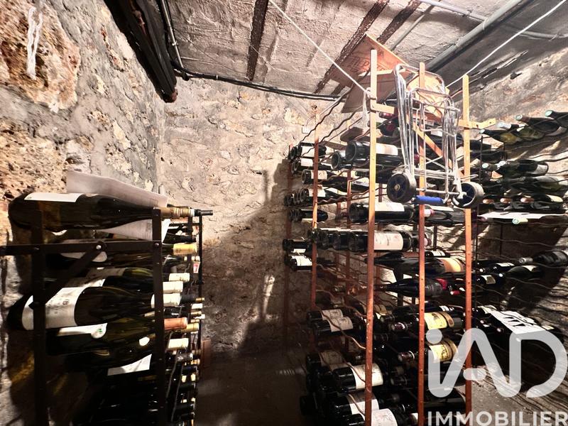 Maison - 212 m² - 10 pièces