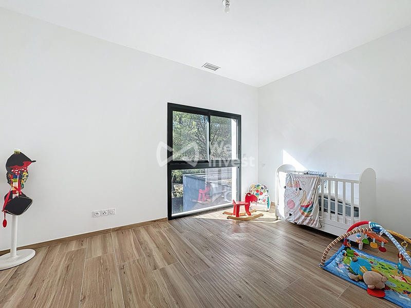 Villa - 200 m² - 8 pièces