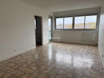 Appartement - 81 m² - 4 pièces