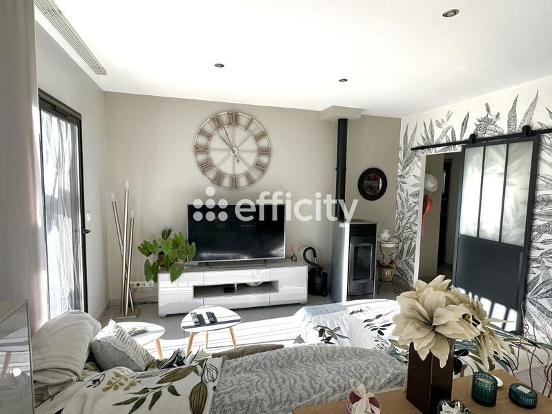 Villa - 143 m² - 8 pièces