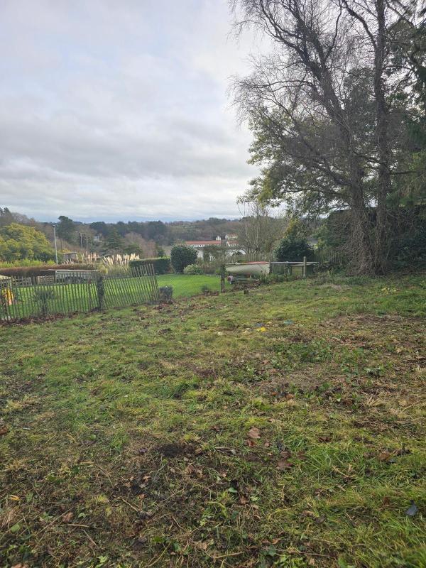 Terrain constructible - 950 m²