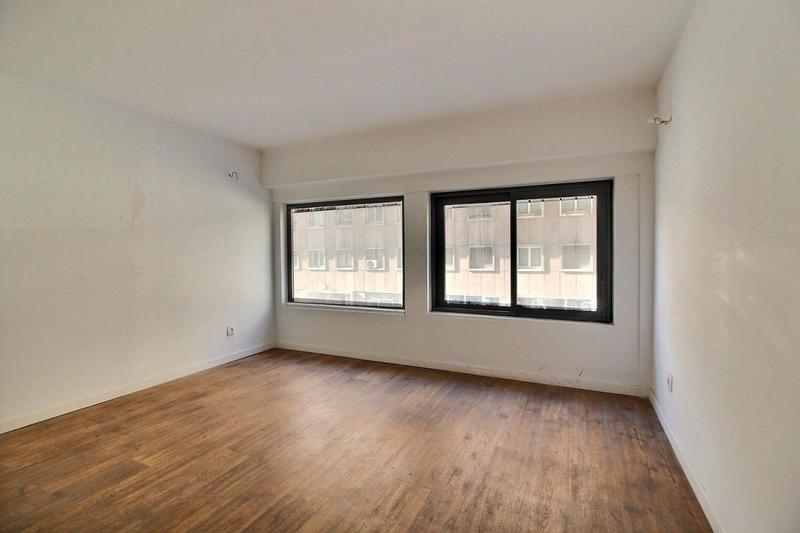 Local commercial - 55 m² - 4 pièces