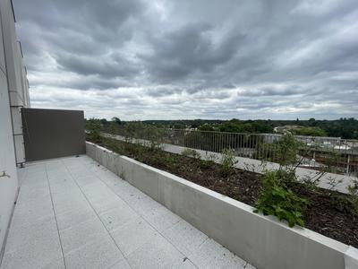 Appartement - 111 m² - 5 pièces