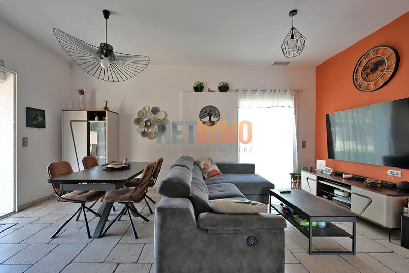 Villa - 90 m² - 4 pièces