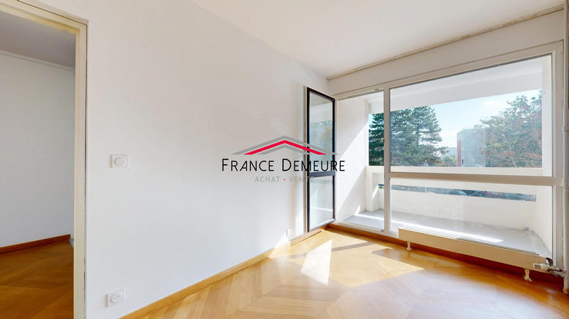 Appartement - 106 m² - 5 pièces