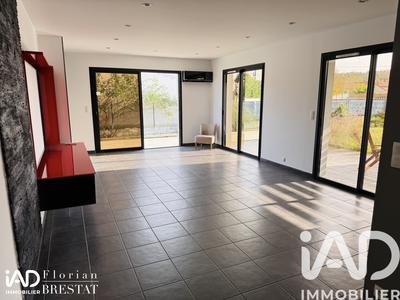 Maison - 118 m² - 4 pièces