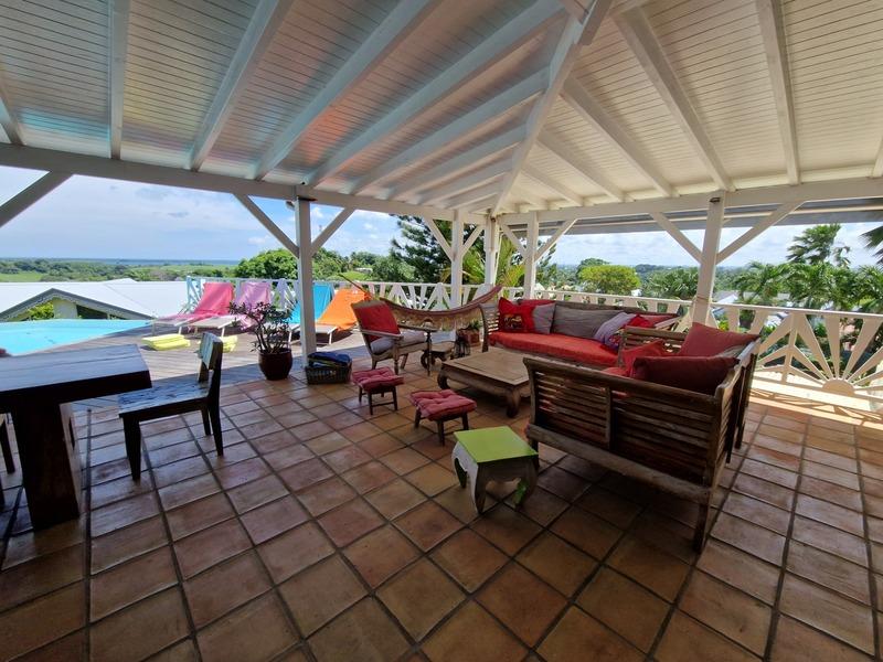 Villa - 260 m² - 8 pièces