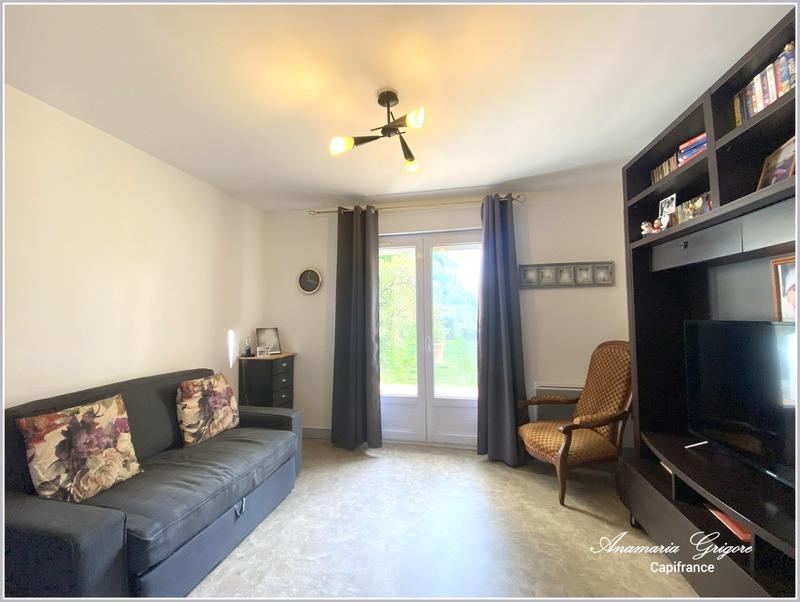 Maison - 180 m² - 6 pièces