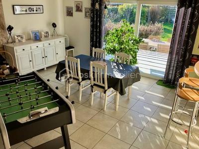 Maison - 147 m² - 5 pièces