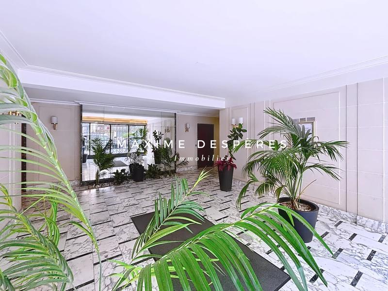 Appartement - 84 m² - 3 pièces