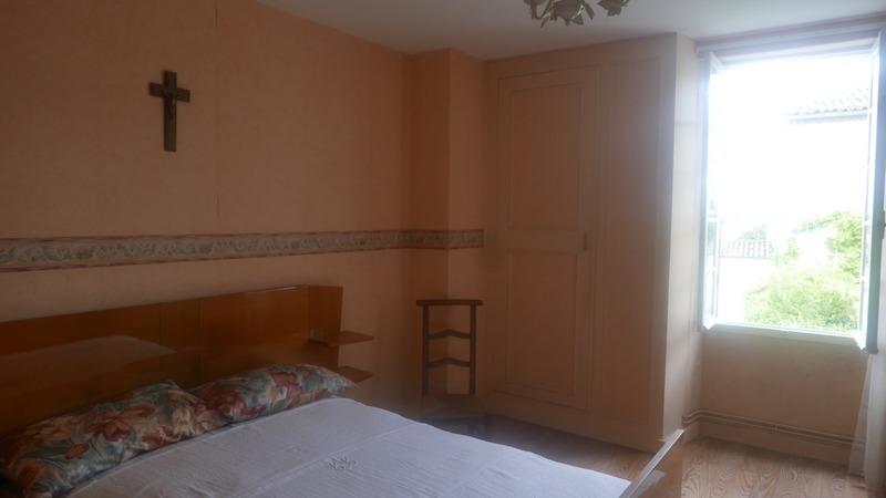 Maison de village - 166 m² - 8 pièces