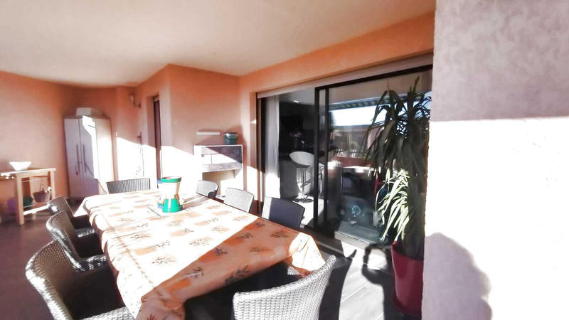 Appartement - 130 m² - 5 pièces