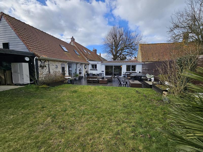 Maison - 158 m² - 6 pièces