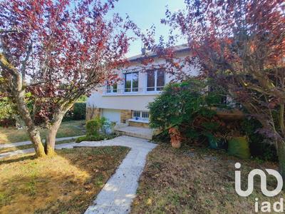 Maison - 136 m² - 7 pièces