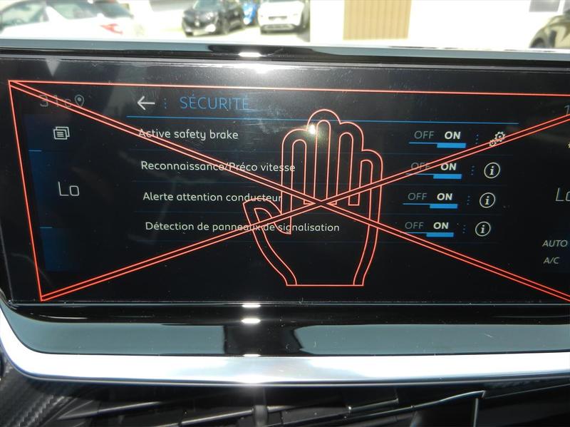 Peugeot 2008 II 1.5 Bluehdi 130 Eat8 Allure Plus