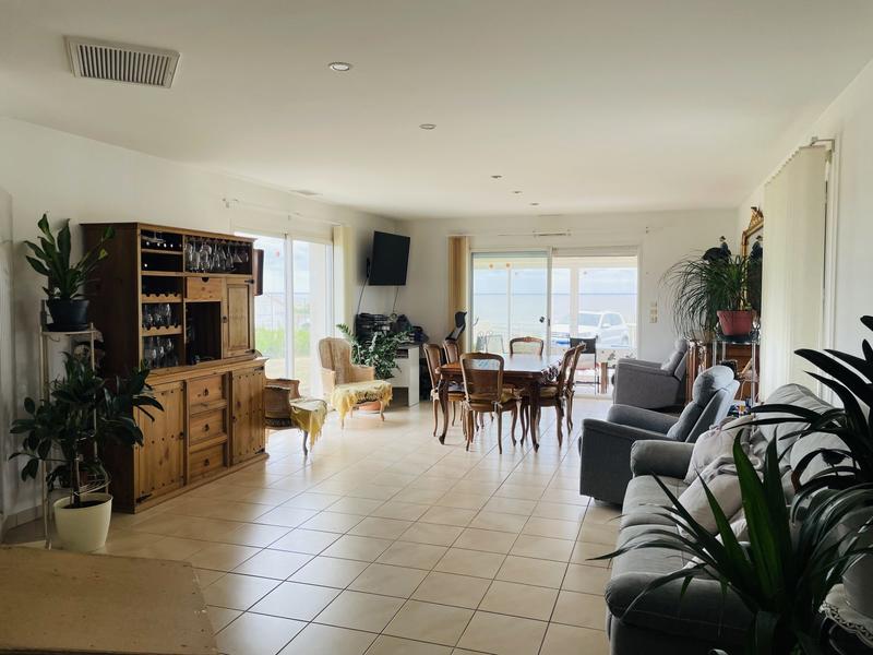 Maison traditionnelle - 142 m² - 5 pièces