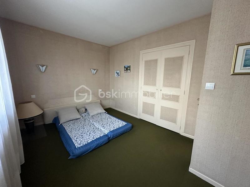 Maison - 161 m² - 7 pièces