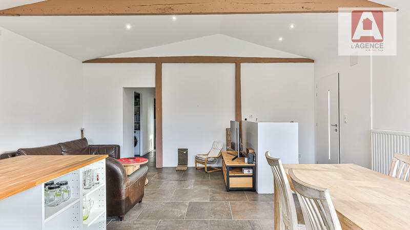 Maison - 95 m² - 4 pièces