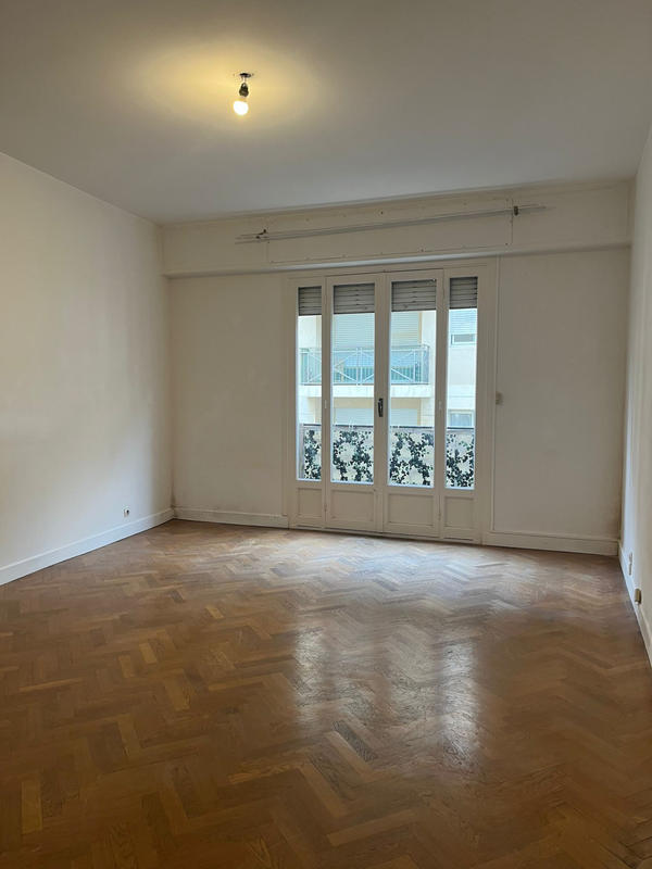 Appartement - 80 m² - 3 pièces