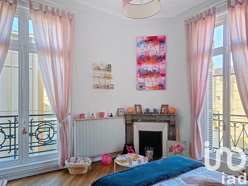 Appartement - 207 m² - 7 pièces