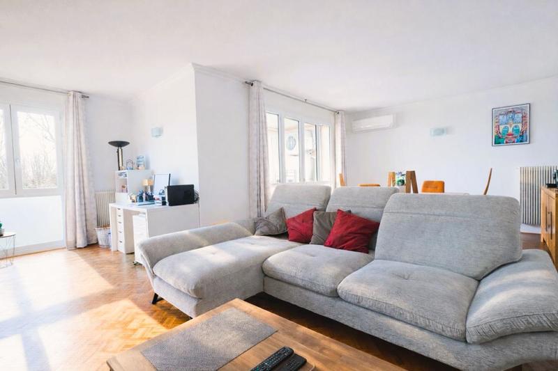 Appartement - 111 m² - 4 pièces