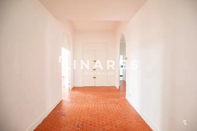 Appartement - 176 m² - 6 pièces