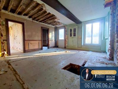 Maison - 99 m² - 5 pièces