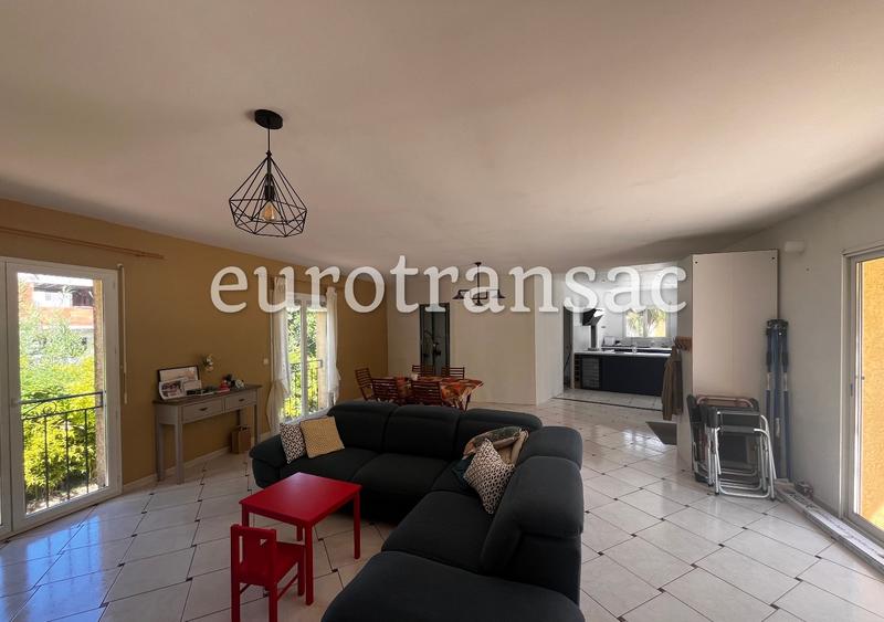 Maison - 139 m² - 5 pièces