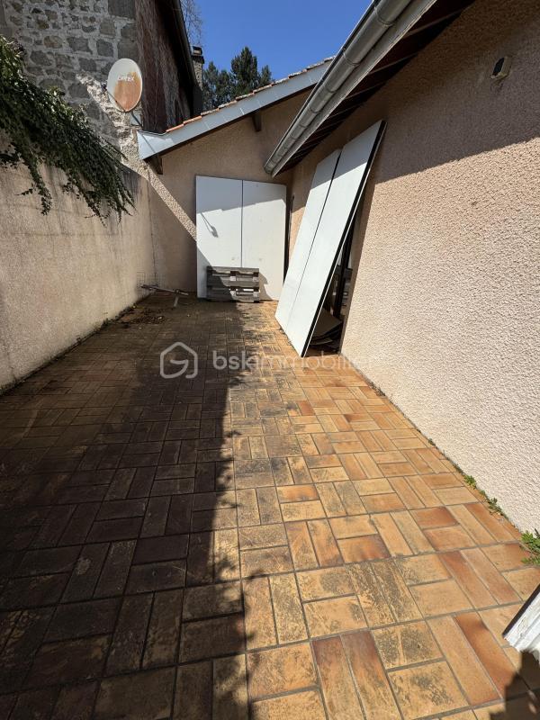 Local d'activité / Entrepôt - 316 m² - 10 pièces