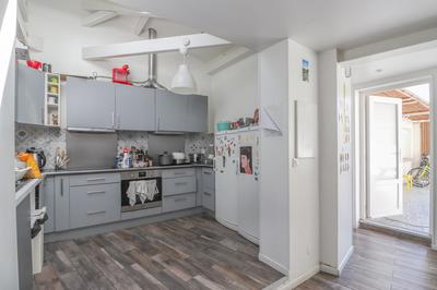 Maison - 185 m² - 13 pièces