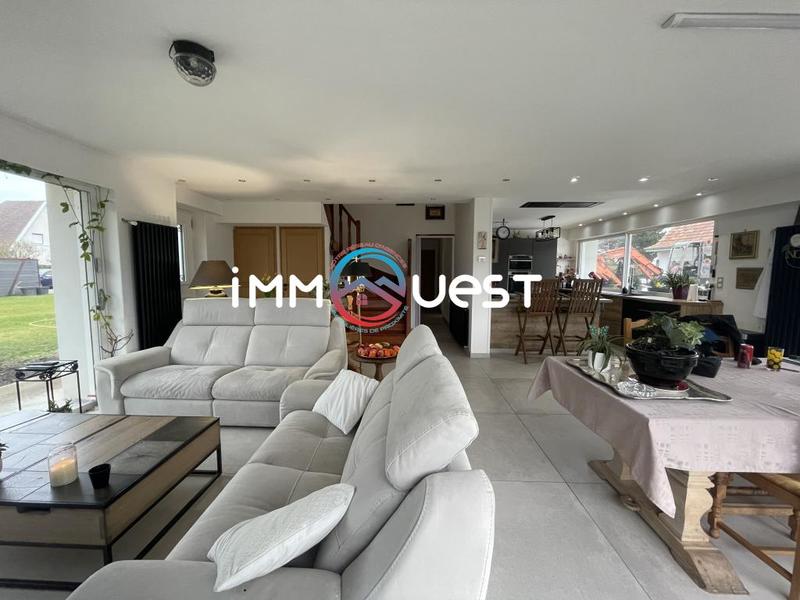 Maison - 160 m² - 4 pièces