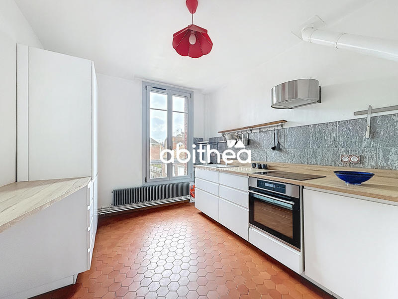 Appartement - 126 m² - 6 pièces