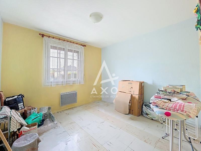 Maison - 92 m² - 5 pièces