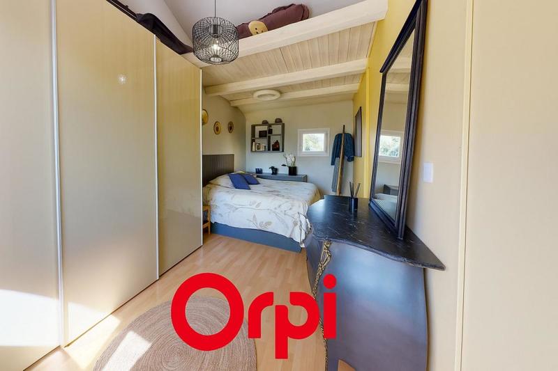 Maison - 98 m² - 5 pièces