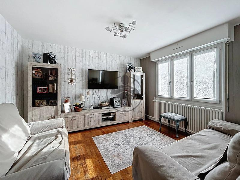 Maison - 131 m² - 7 pièces