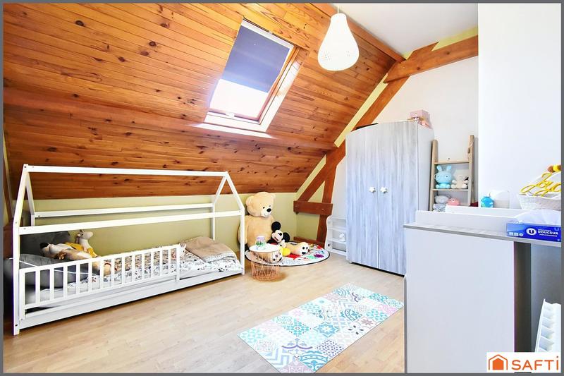 Maison - 200 m² - 7 pièces