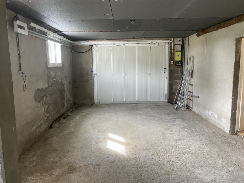 Maison - 93 m² - 4 pièces